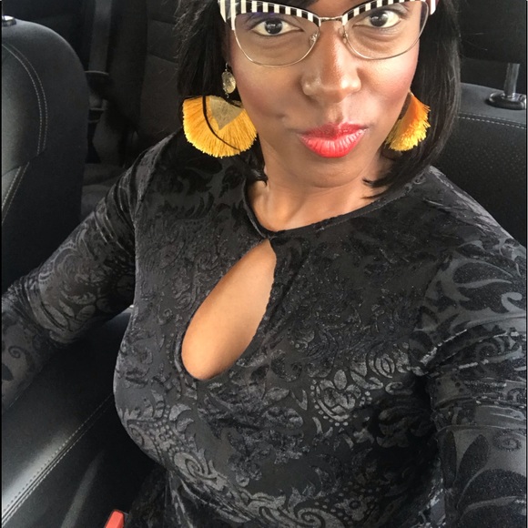 Burnt Out Velvet Two Piece Set - Picture 4 of 4